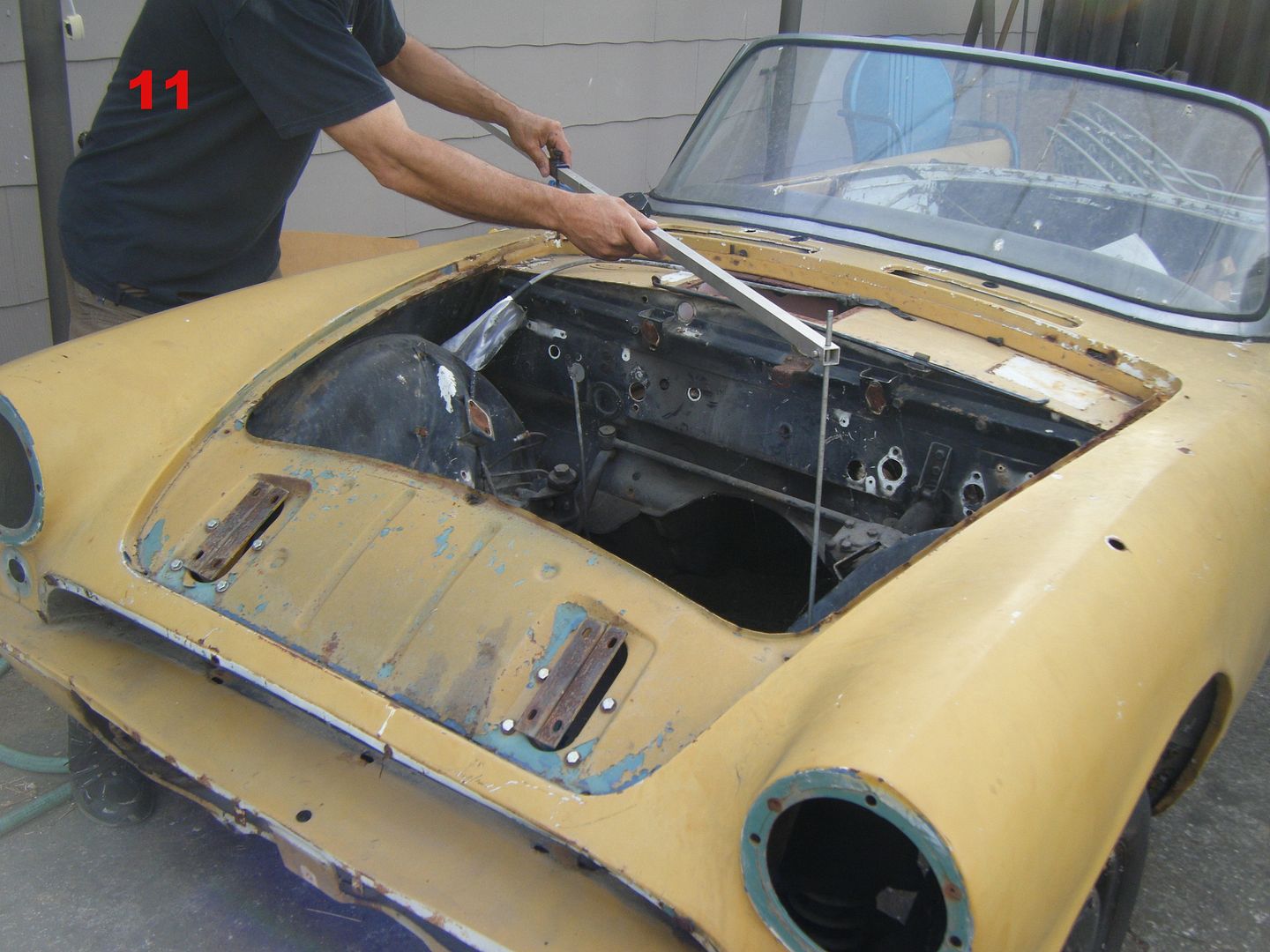 "Basics of Basics" Using a Tram Gauge to Measure. Team Camaro Tech